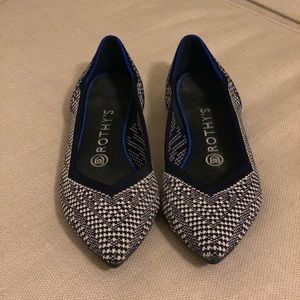 Rothy’s pointy flats